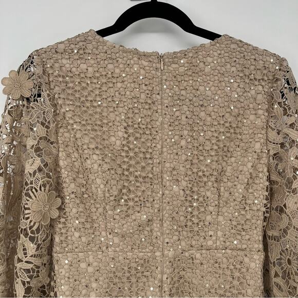 French Connection Lace Sequin Dress Womens Size 4 Gold V Neck NWT Cocktail - Picture 6 of 12